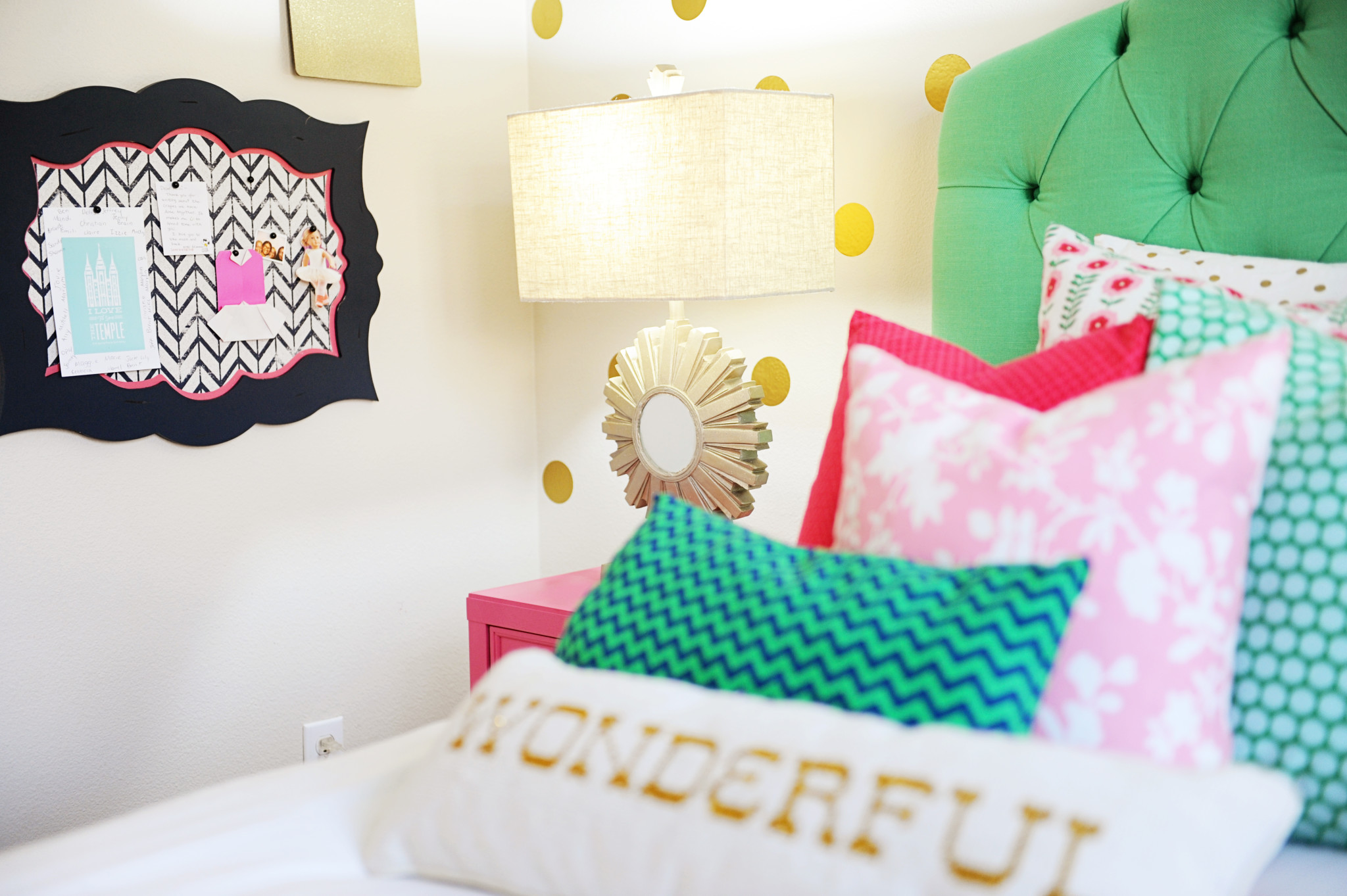 Gold and Pink Girls Bedroom Ideas